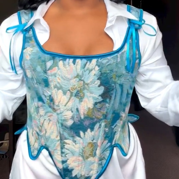 Blue corset - Picture 3 of 4